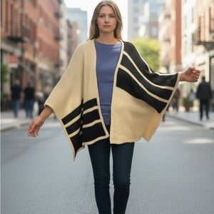 Brochu Walker ruana made in Peru